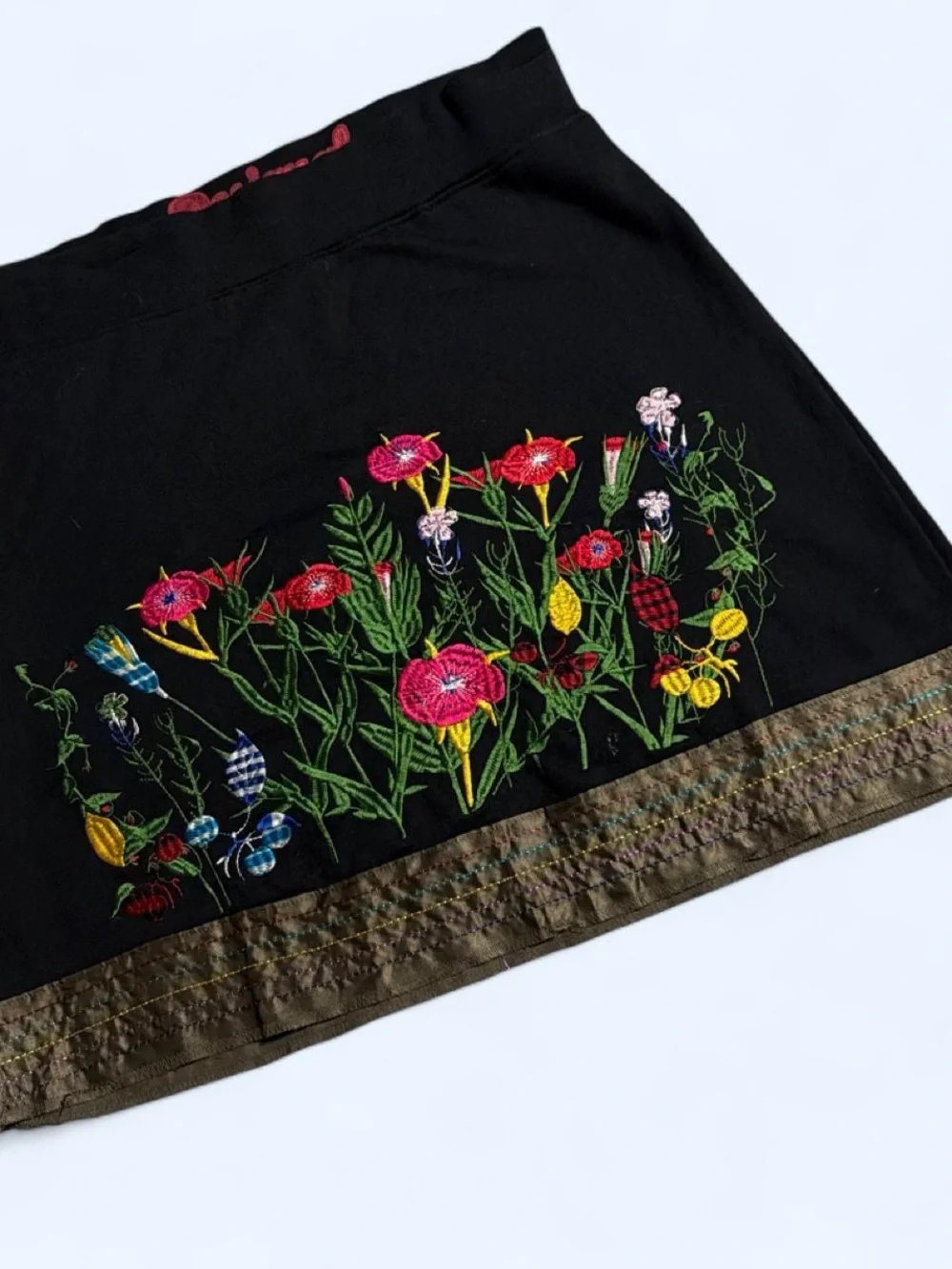 Desigual black line